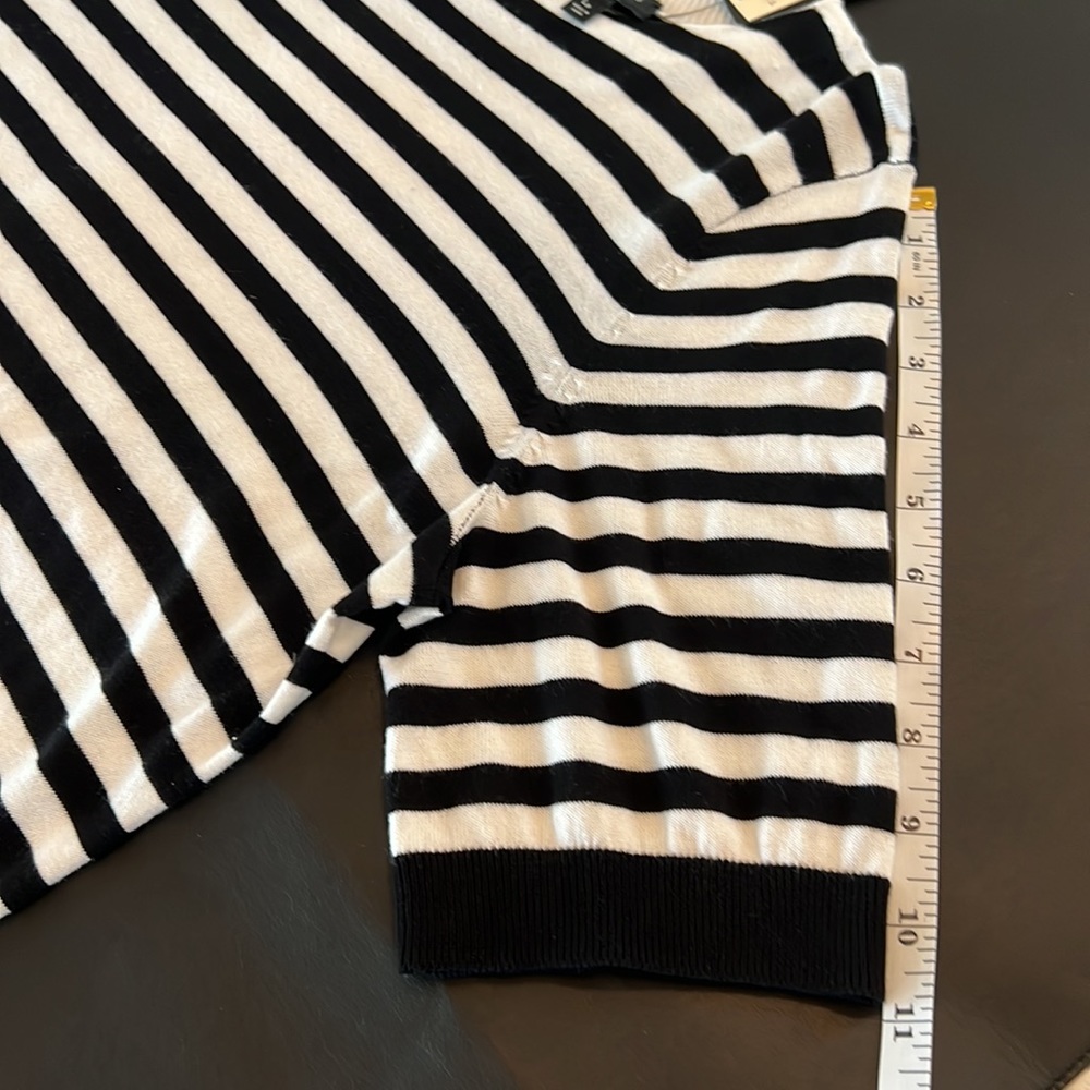 🎉Host Pick🎉Talbots Womens Black & White Lightweight Sweater Size Petite Large - Picture 7 of 10